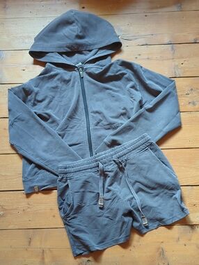 312-Tentree Lightweight Hooded Zip Jacket and Drawstring Shorts Set